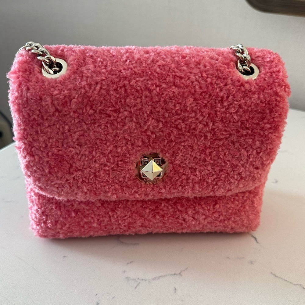 KATE SPADE NATALIA FAUX FUR SMALL FLAP CROSSBODY BRIGHT BLUSH EUC - Picture 3 of 8